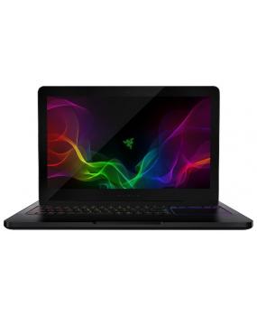 Blade Pro 17.3 (Full HD)